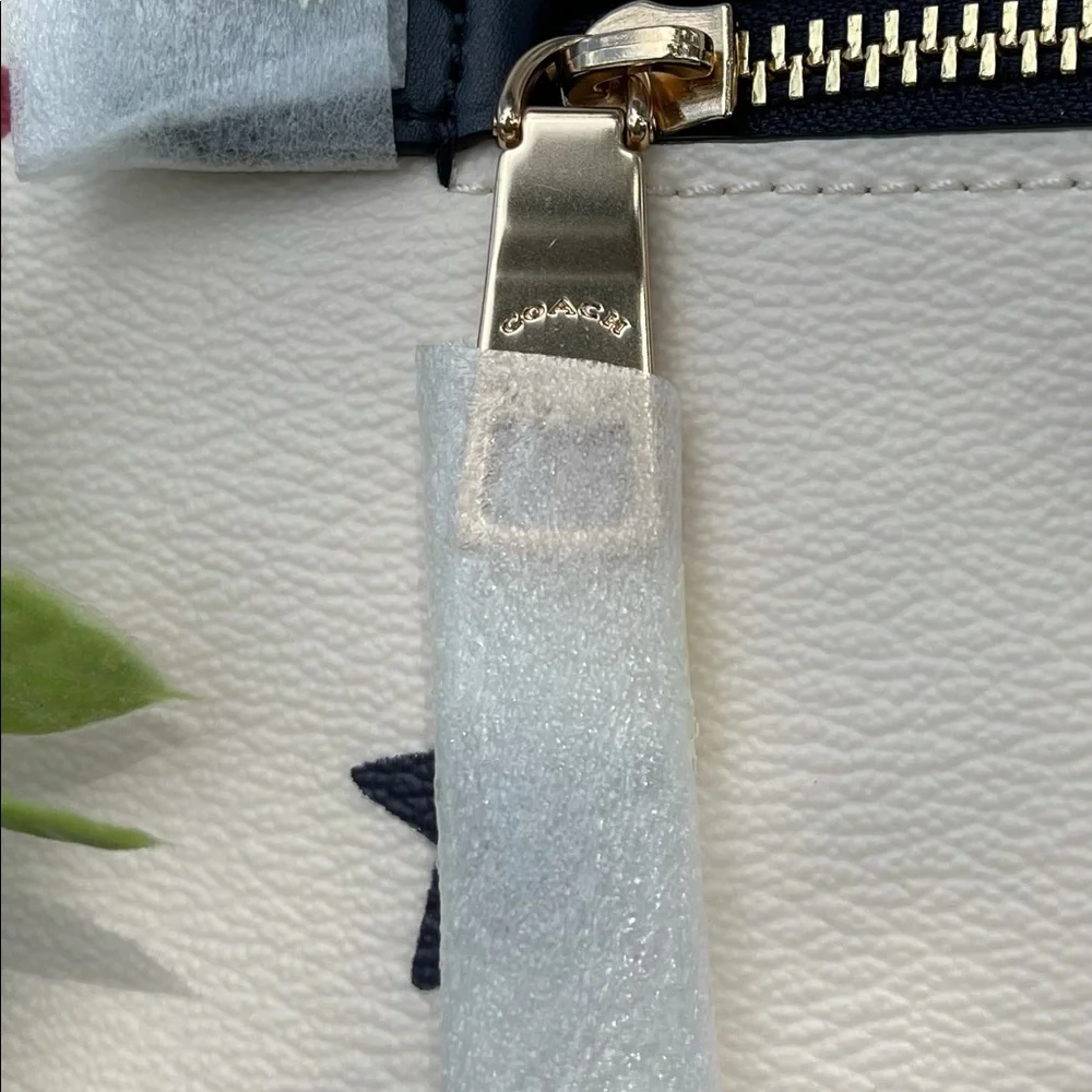 🔥🔥LAST SET Coach American Star Print Tote and Wallet NWT - Picture 6 of 15